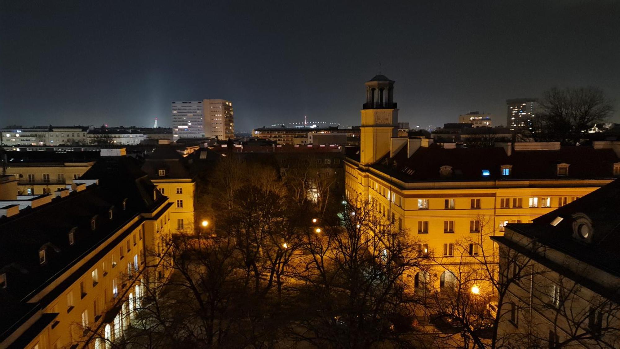 Apartament Wschodni Z Balkonem 4 Osoby Varsovia Exterior foto